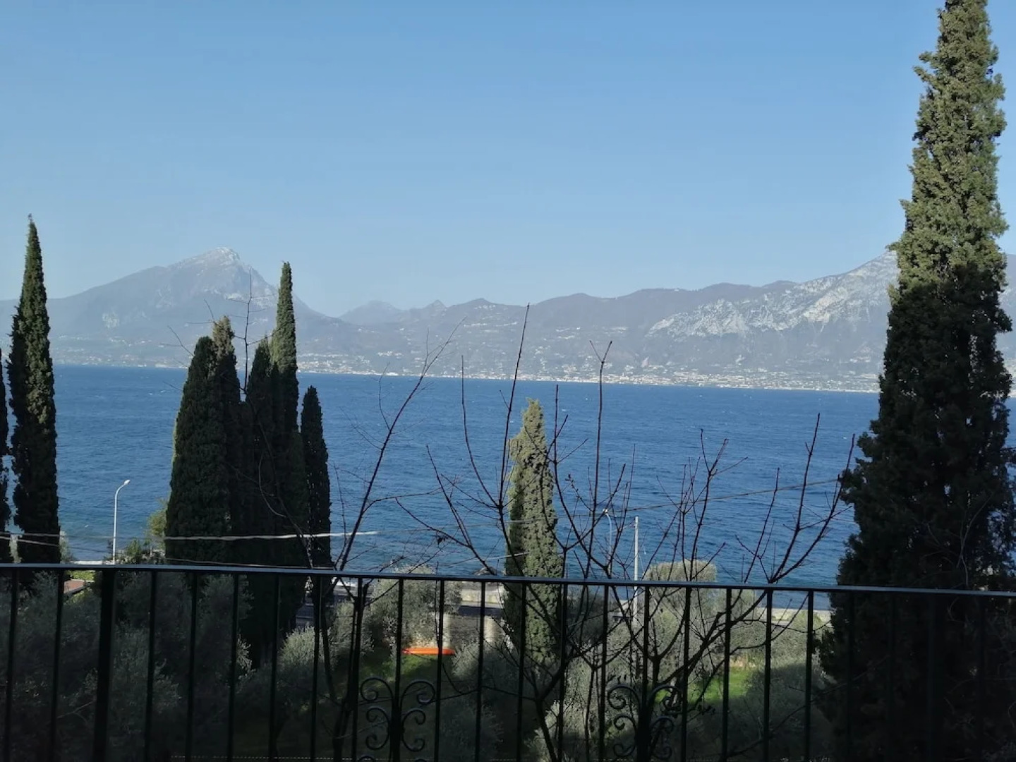 Residence Gardasee Apartments with Lake View