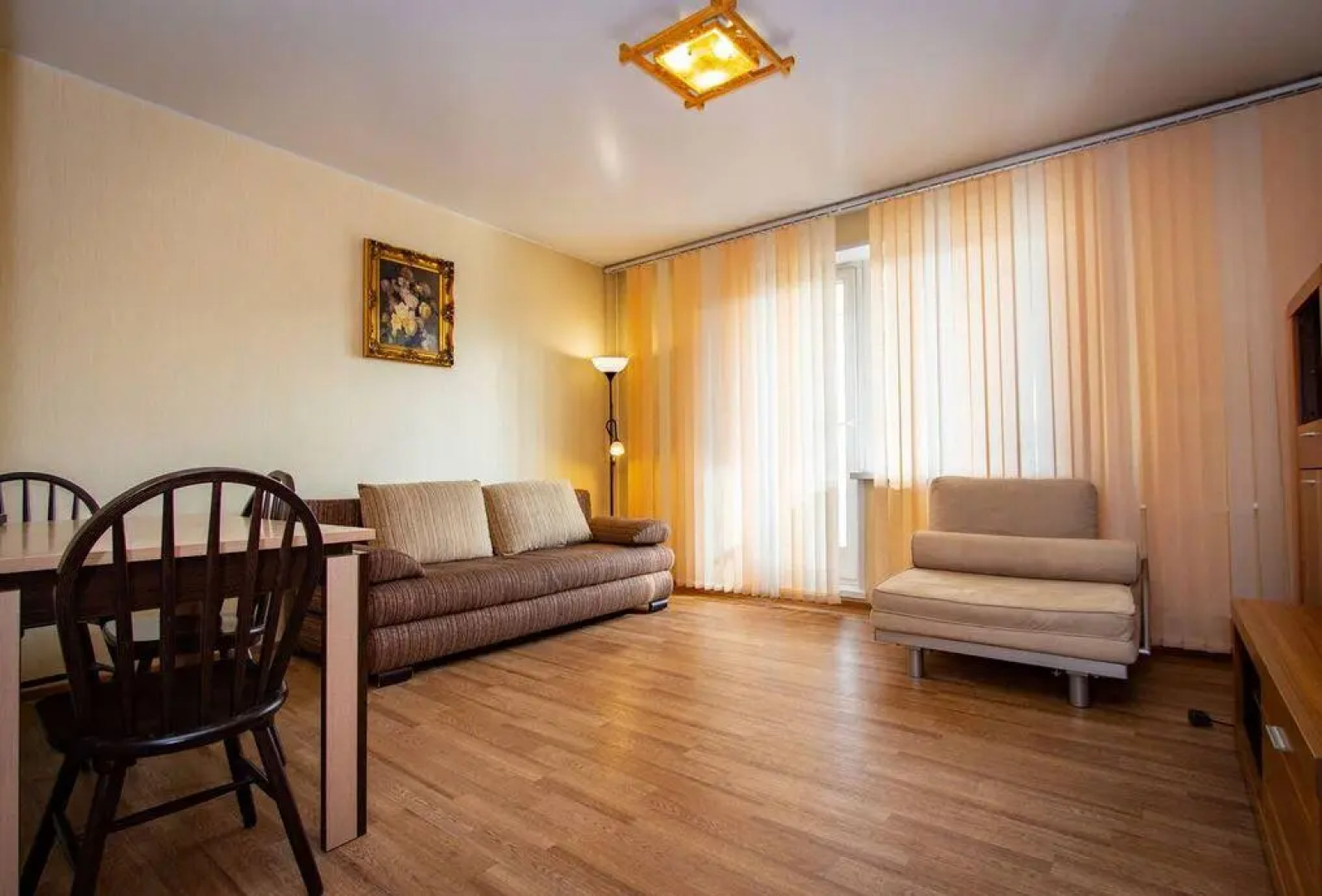 ABC Apartmens (ЭйБиСи Апартментс) на улице Горького