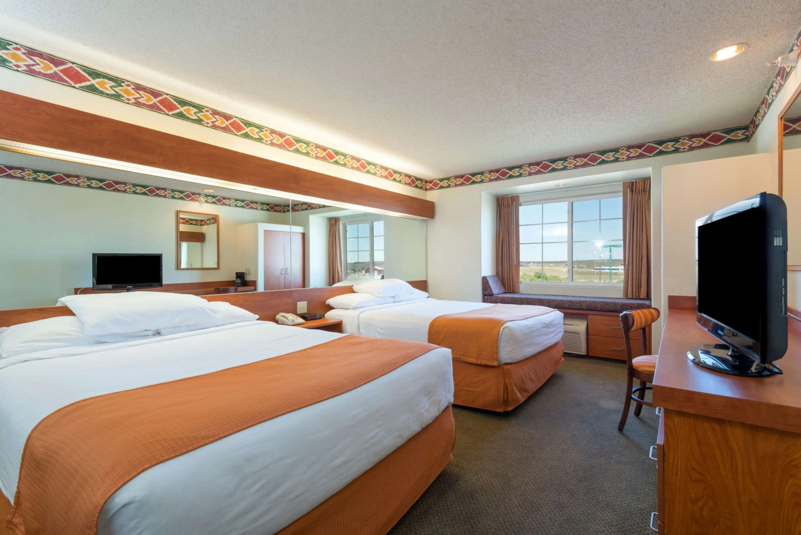 Microtel Inn & Suites by Wyndham Pueblo