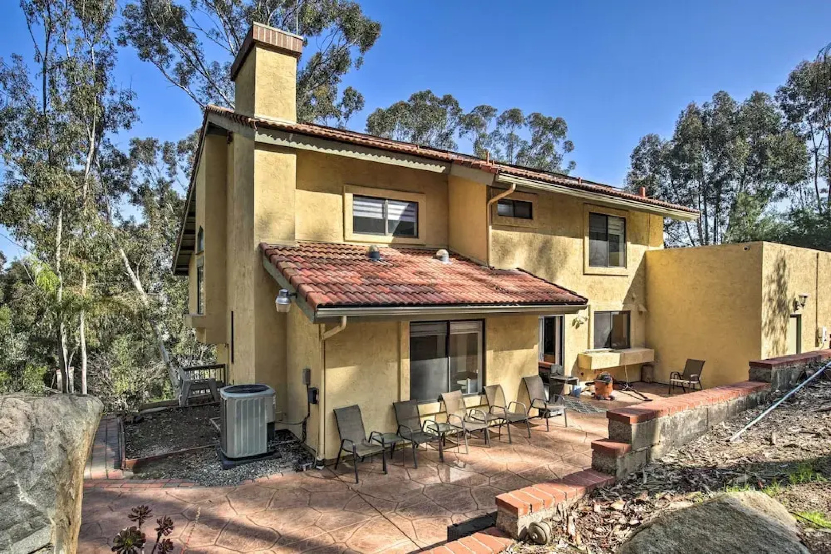 Spacious El Cajon Villa - 14 Mi to Downtown!