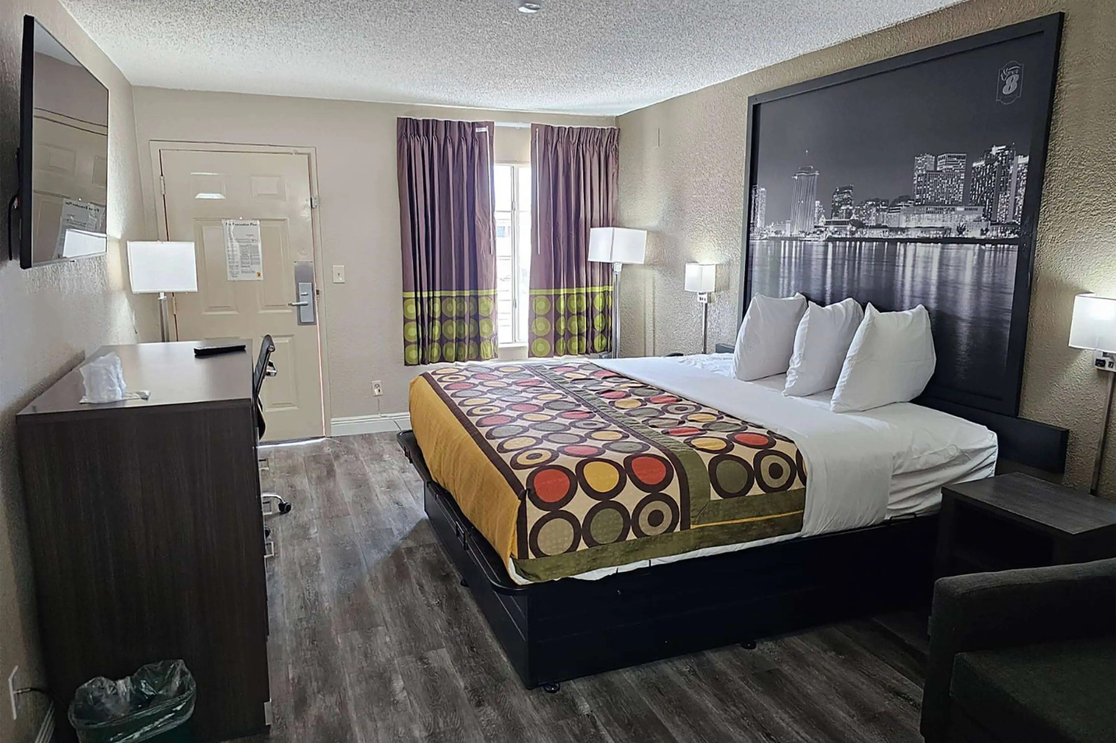Super 8 by Wyndham Metairie