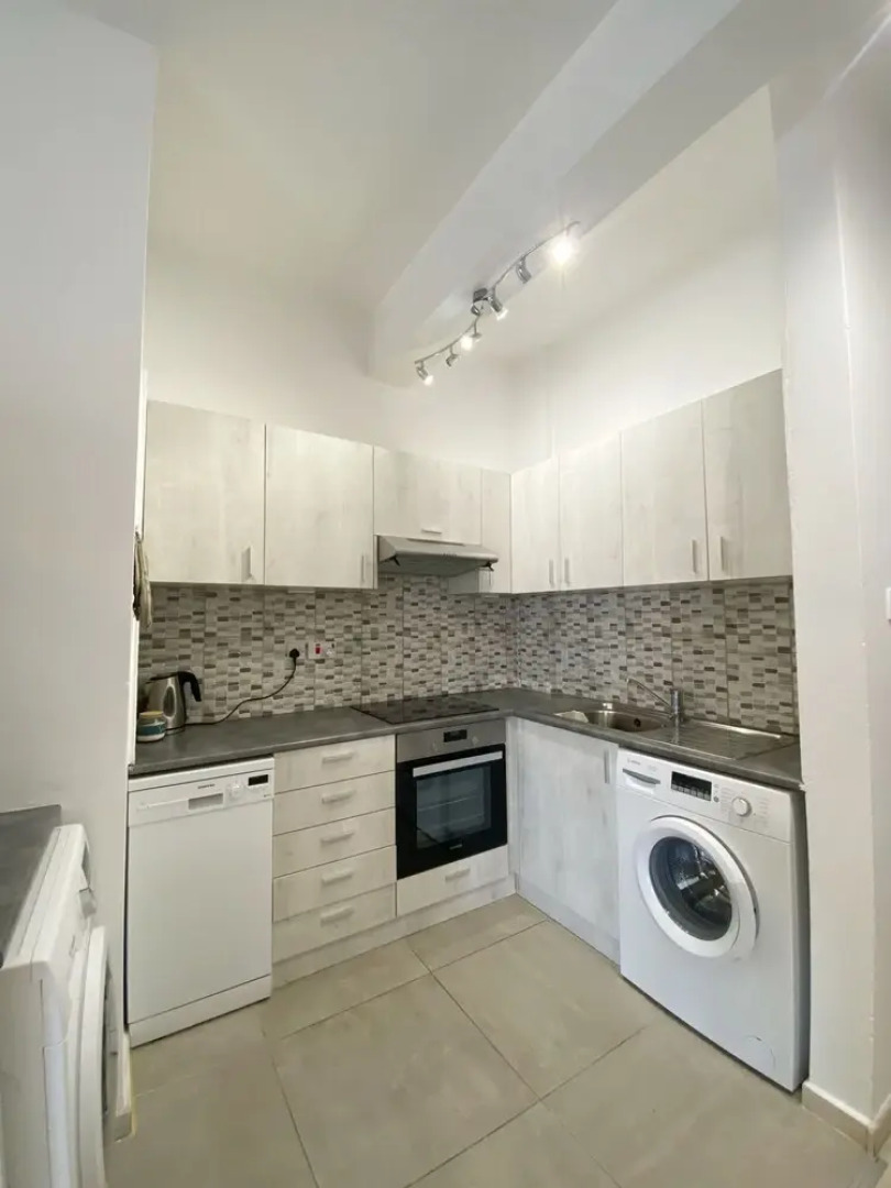 120 TLA - Stay Nest in Tala Apartment