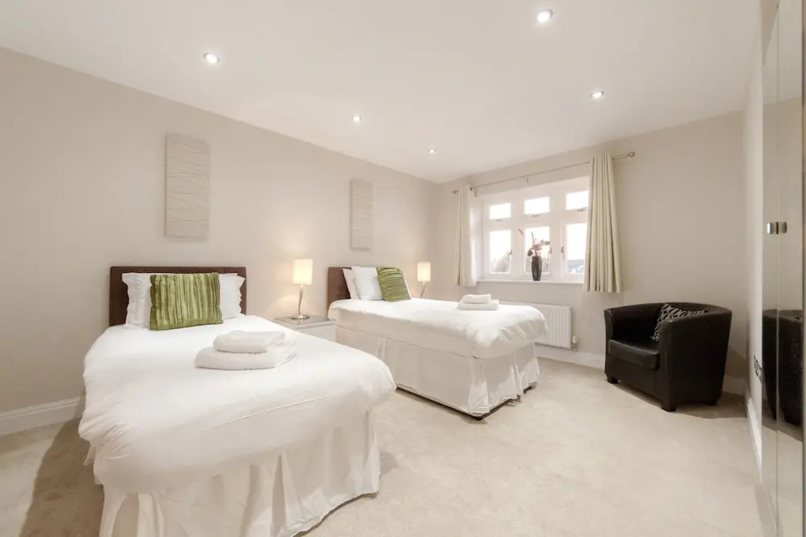 Roomspace Serviced Apartments Kinnaird Court