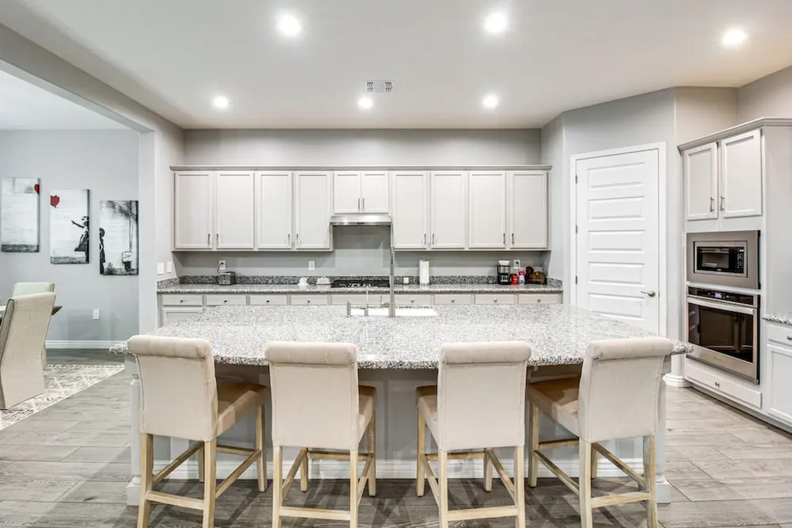 Marana Home w/ Pool Access & Mountain Views!