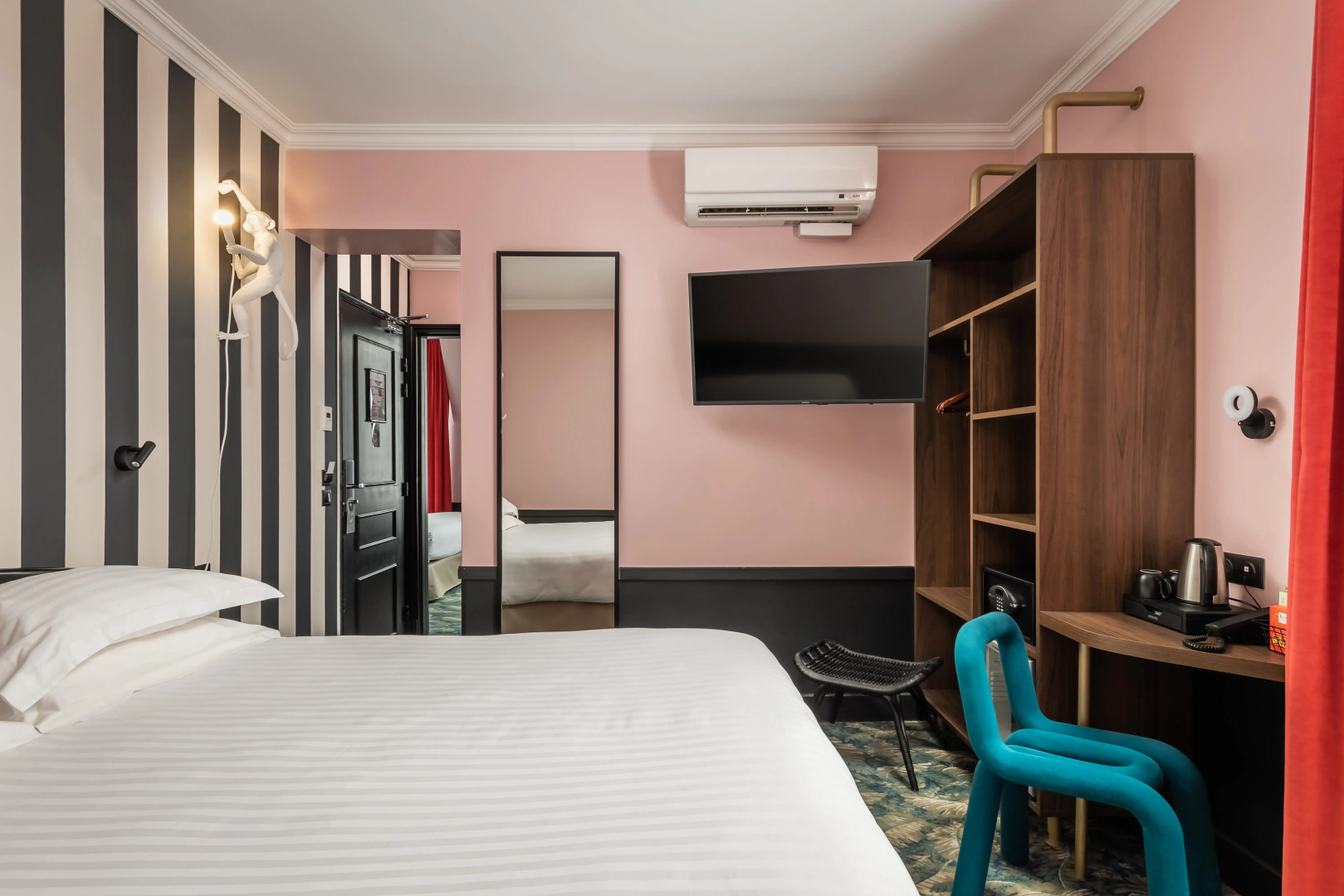 Archetype Etoile Hotel