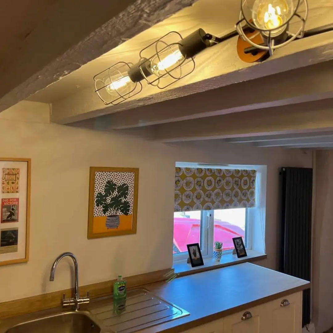 The North Wales Gathering - Hot Tub Sleeps Up 16