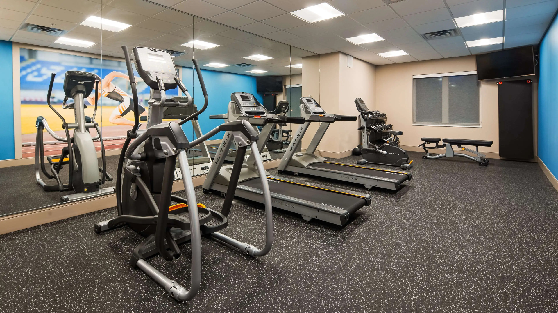 Best Western Plus Isanti