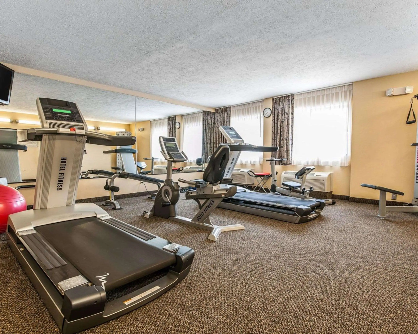 Quality Inn & Suites Mattoon South
