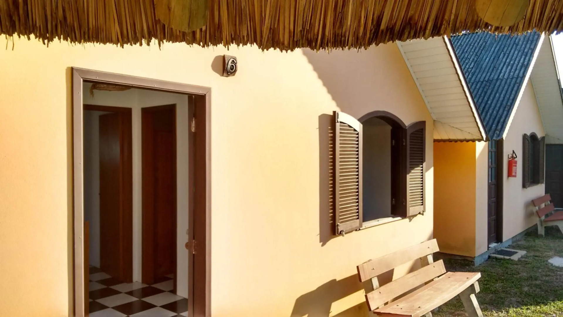 Villa Chá by Charibas