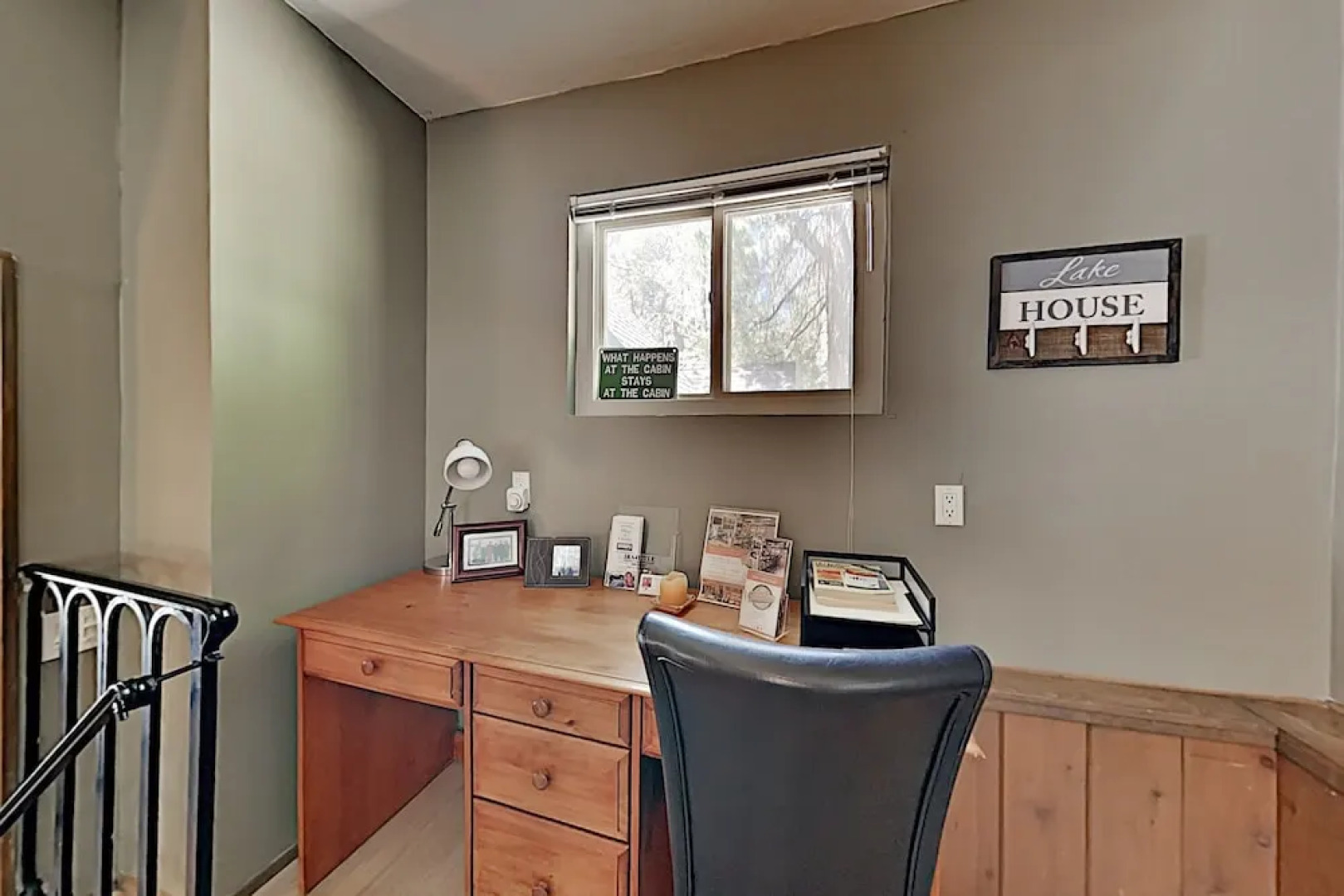 Serene : Forest Views & Wraparound Deck! 3 Bedroom Home