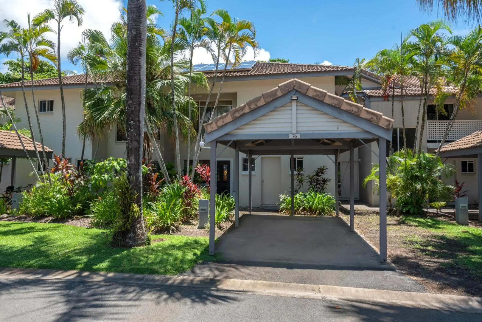 Reeforest☆2 pools☆spa☆hammock☆scooters☆WiFi☆Netflix☆parking☆