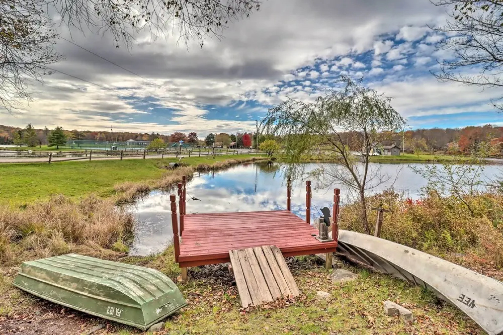 Walk to Beach: Lakefront Pocono Escape w/ Fire Pit