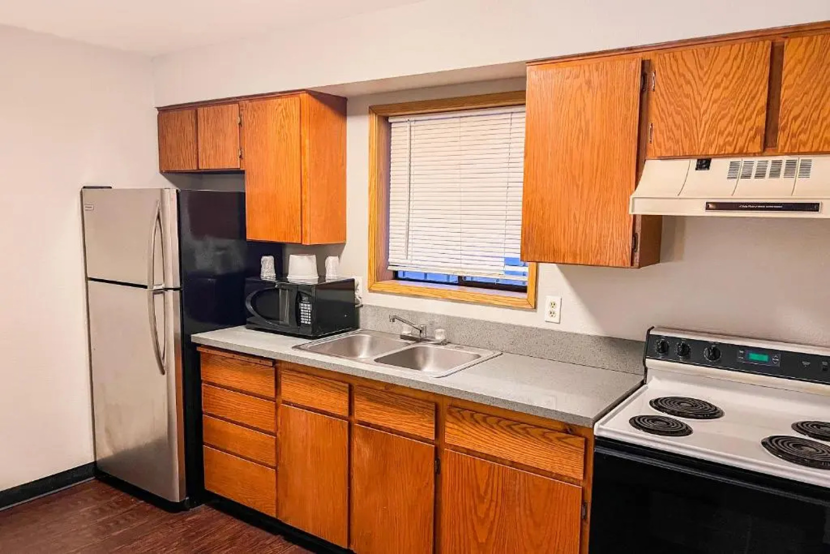 Budget Inn Gladstone By OYO - Portland/Clackamas