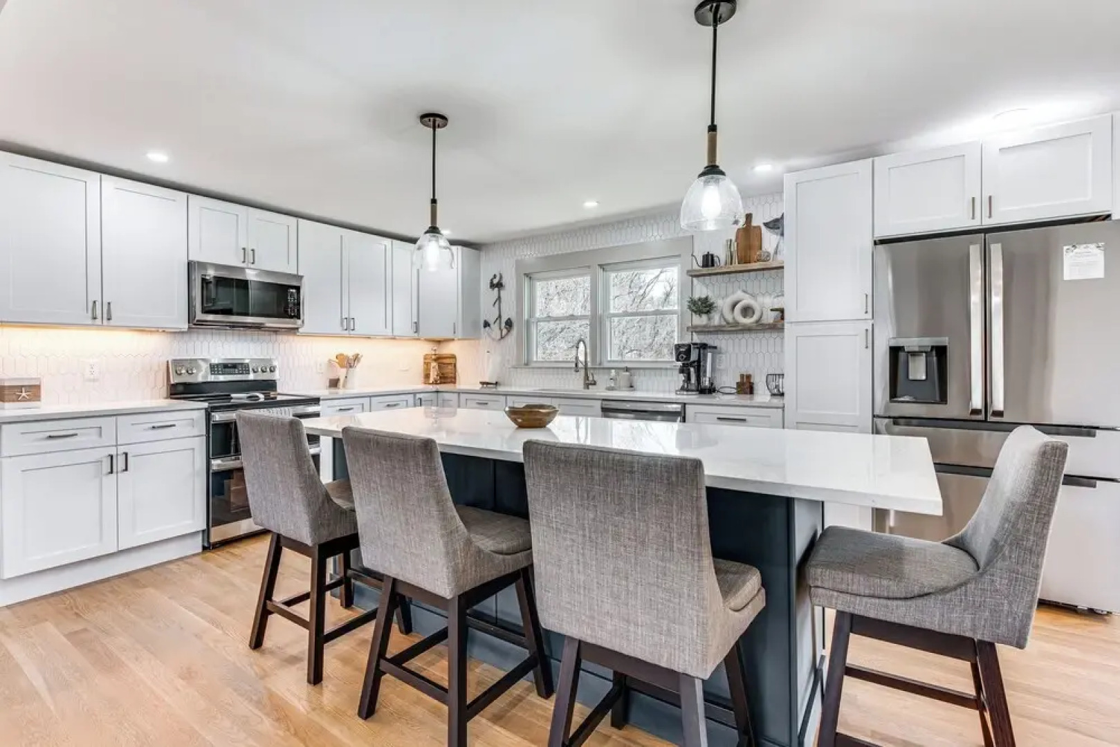 Beautiful Eliot Retreat w/ Fire Pit & Game Room!