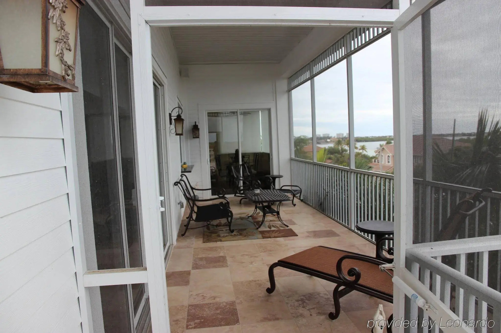 Olde Marco Island Inn and Suites