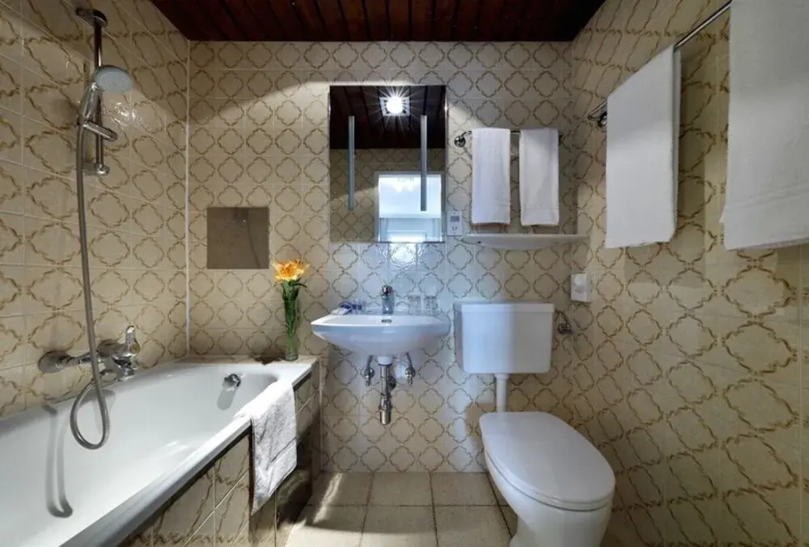 Mate Dependance Hotel