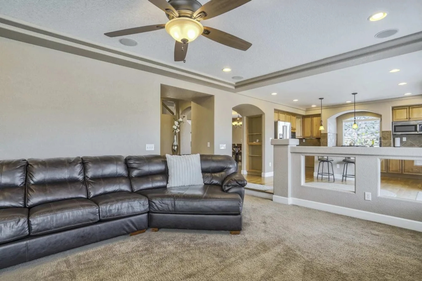 4brhot Tubpool Table, Ping Pong, Foosball!