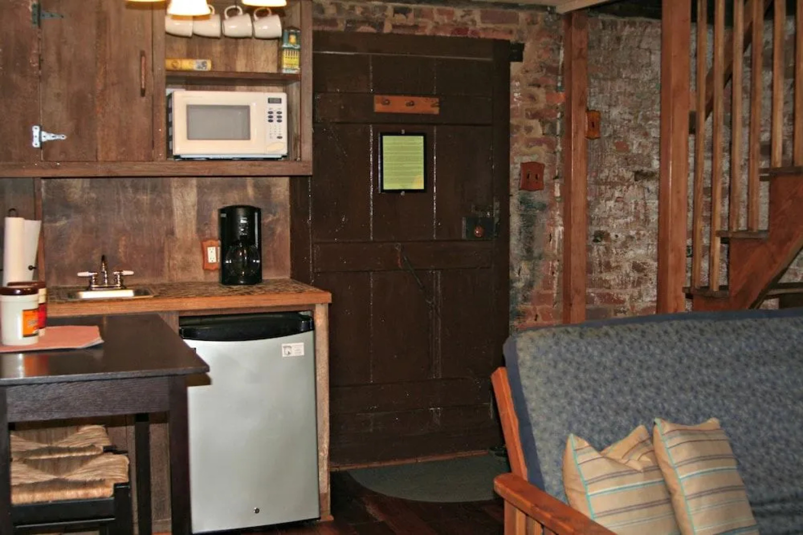 The Inn At The Crossroads