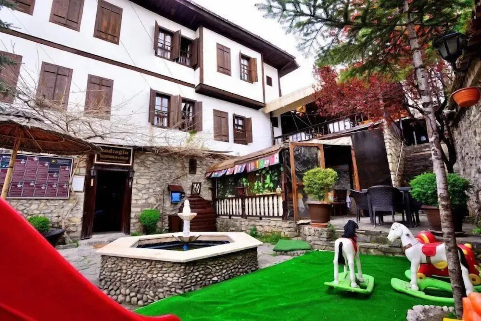 Kadioglu Sehzade Konaklari