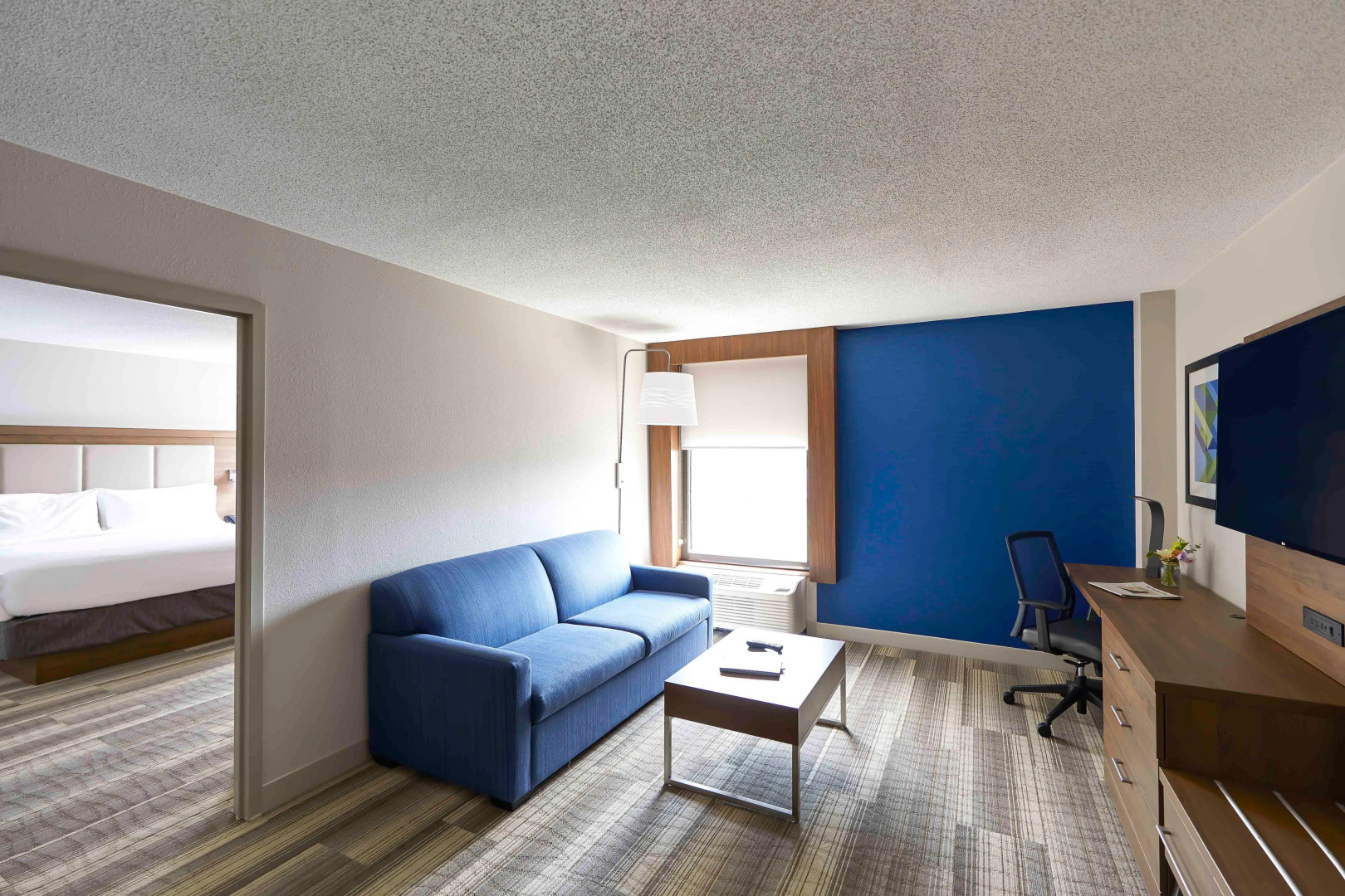 Holiday Inn Express Nashville Downtown - Broadway by IHG