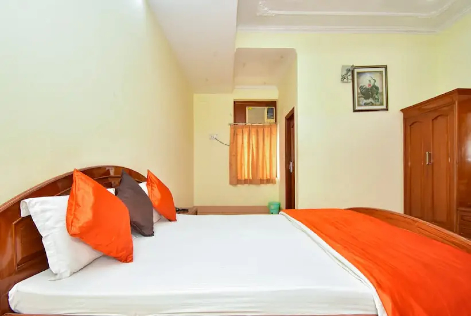 Hotel Vrindavan Garden