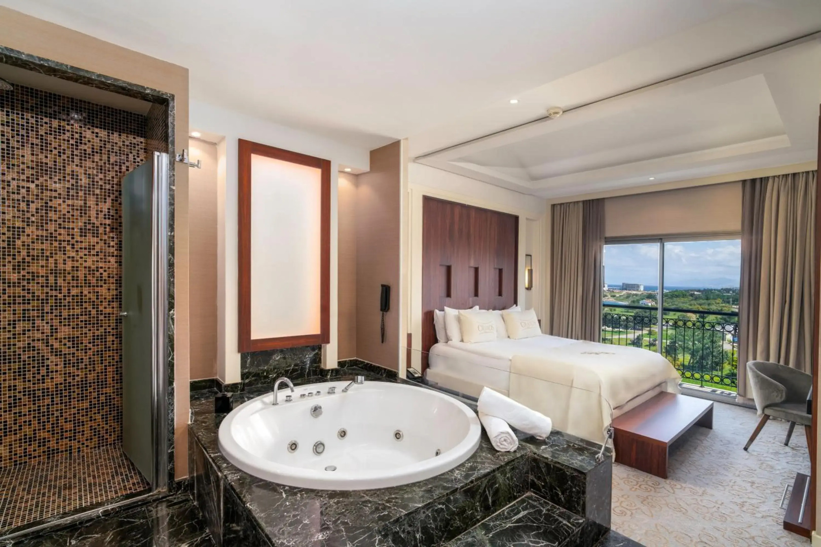 Cratos Premium Hotel & Casino