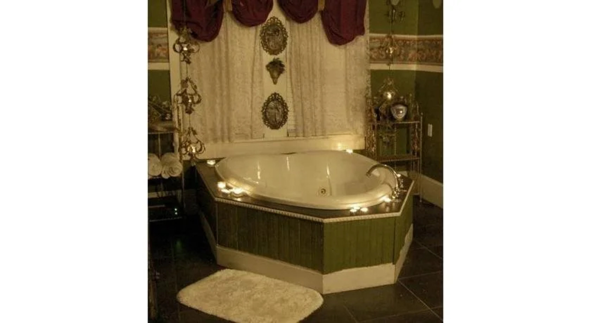 Lockheart Gables Romantic Bed and Breakfast