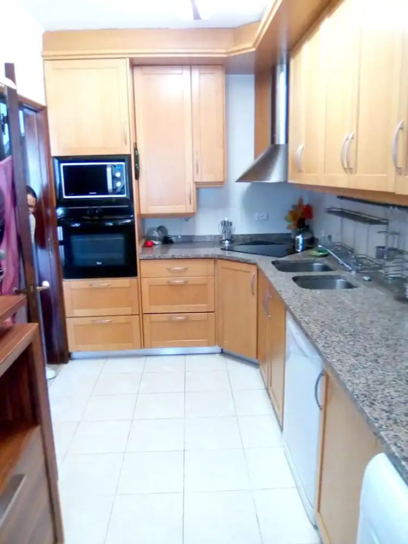 House With 4 Bedrooms in Corroios, With Pool Access, Enclosed Garden a