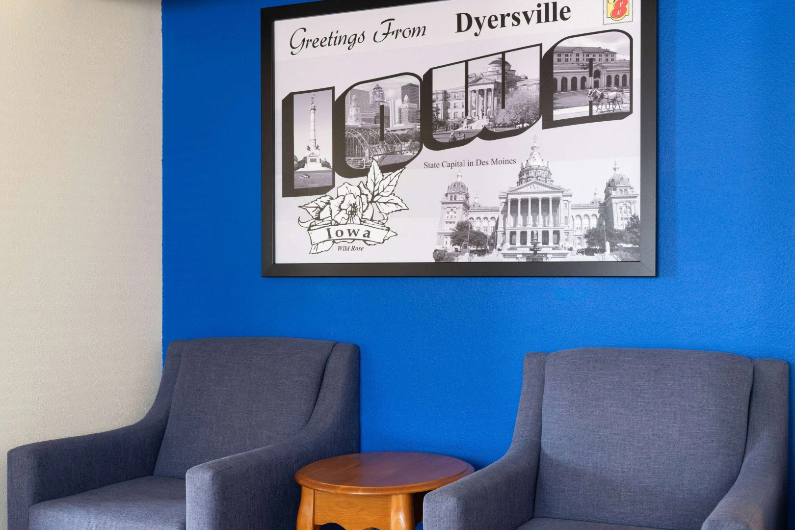 Super 8 by Wyndham Dyersville near Field of Dreams