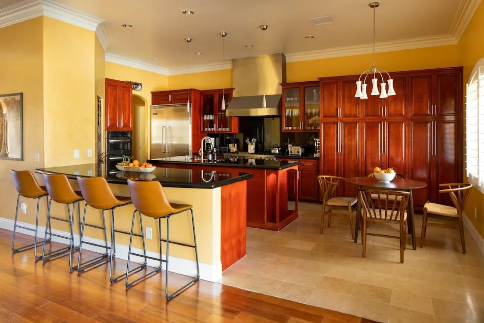 Amarilla - Peaceful Paradise w Pool, Spa & Theatre Room