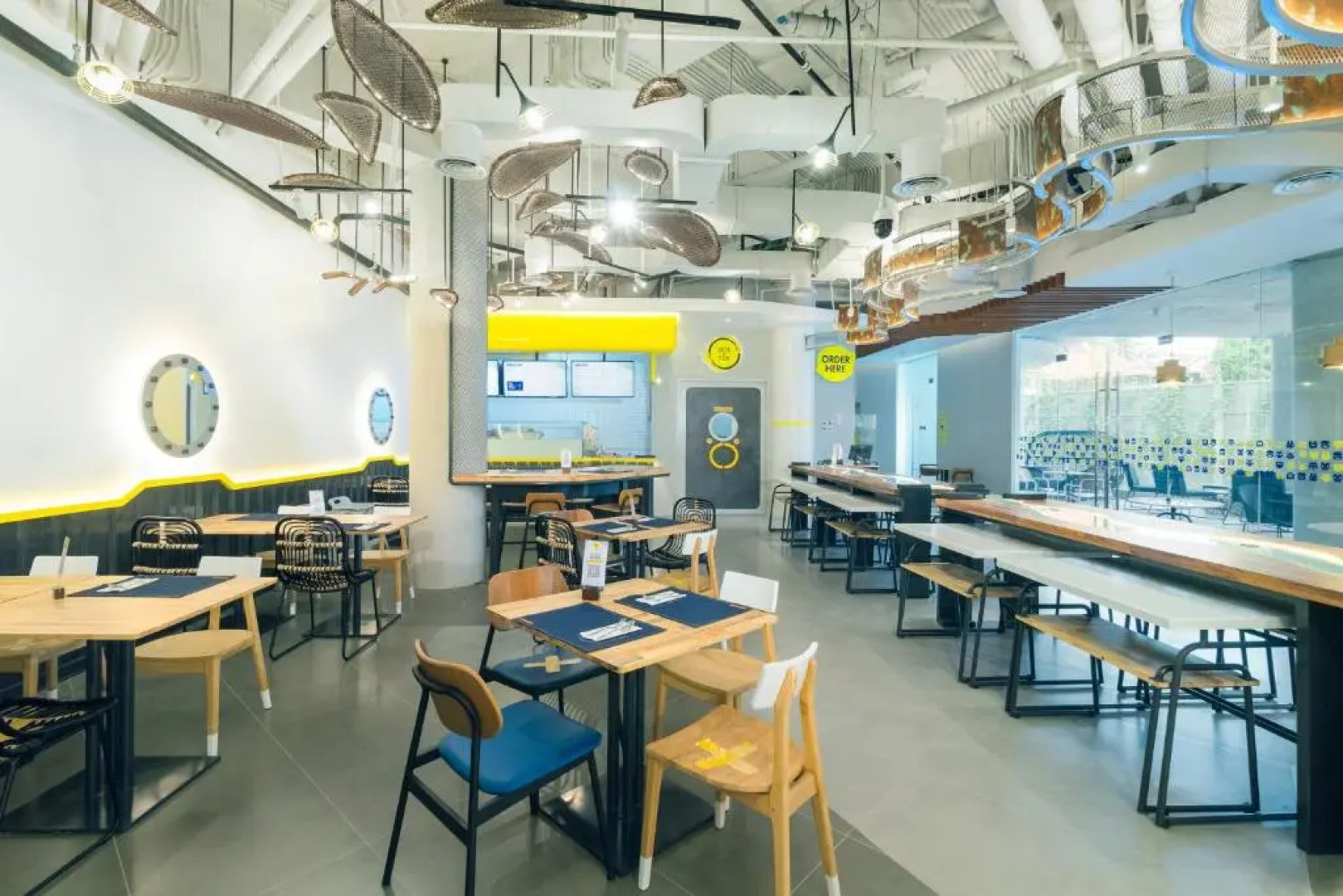 YELLO Hotel Kuta Beachwalk Bali