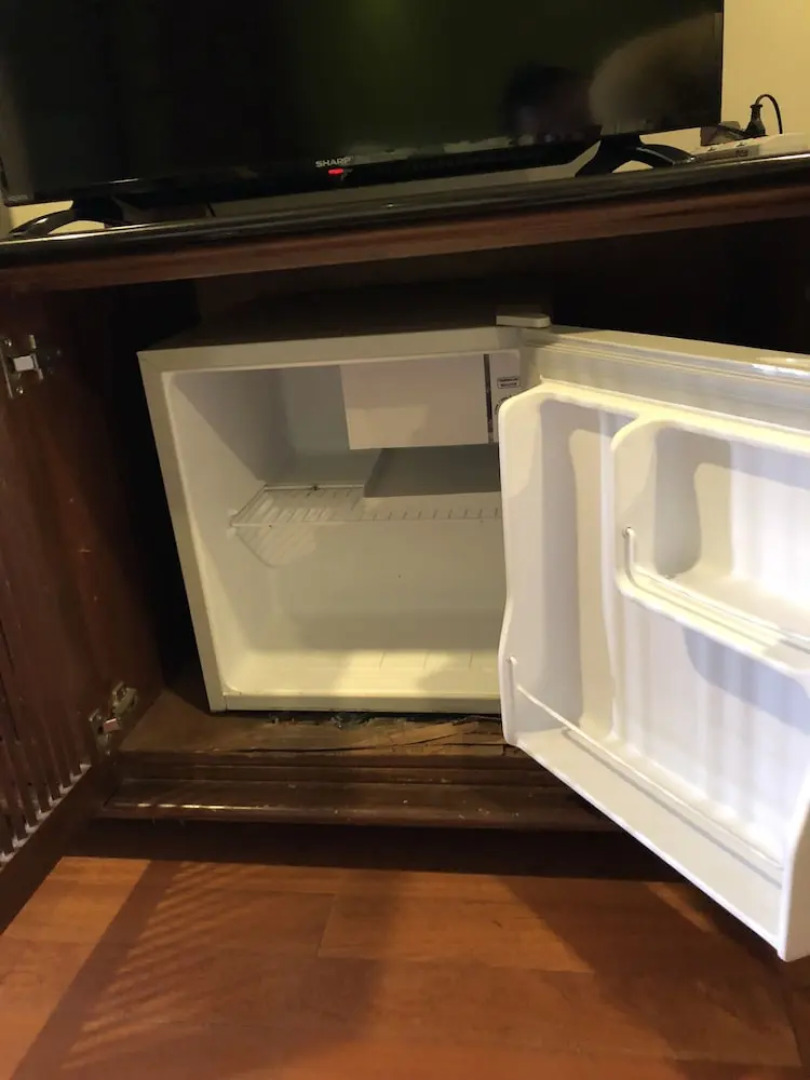 CMK & Private Water Chalet