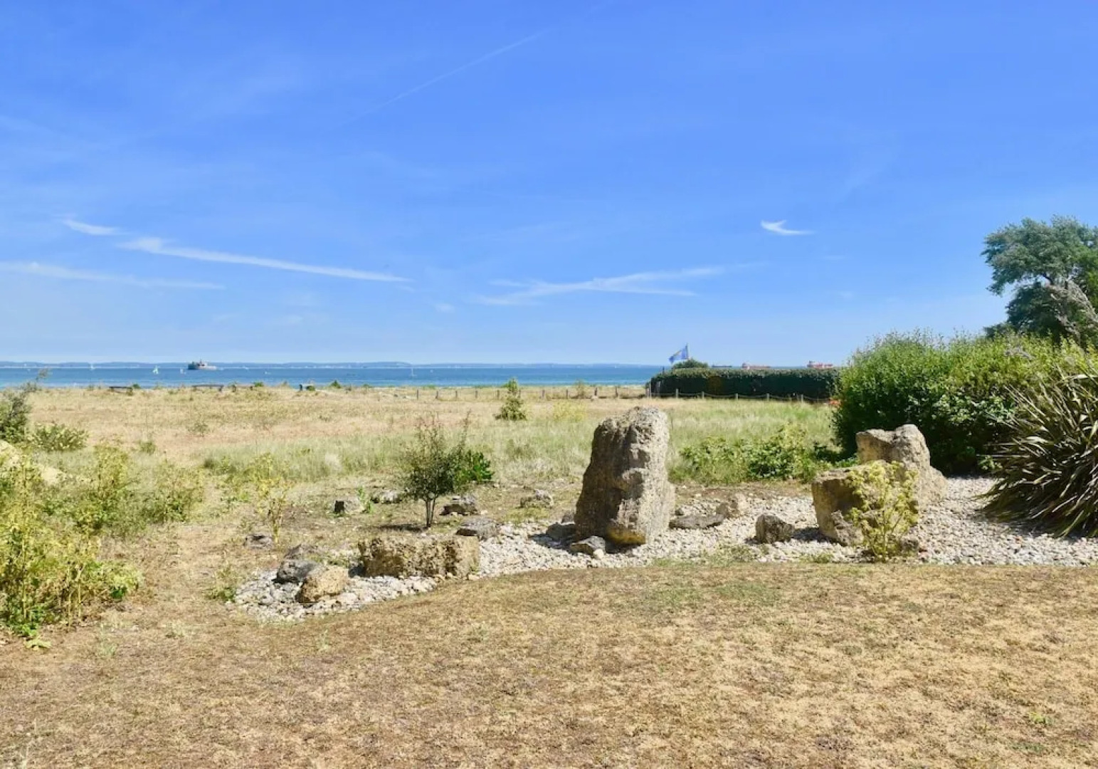 Solent Landing Bembridge Beachside Holiday Home (for 6 people)