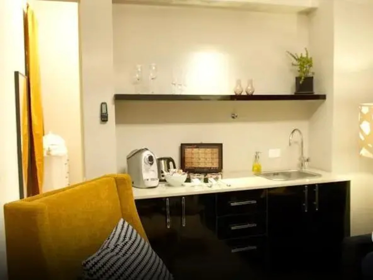 Hakerem Luxury Suites