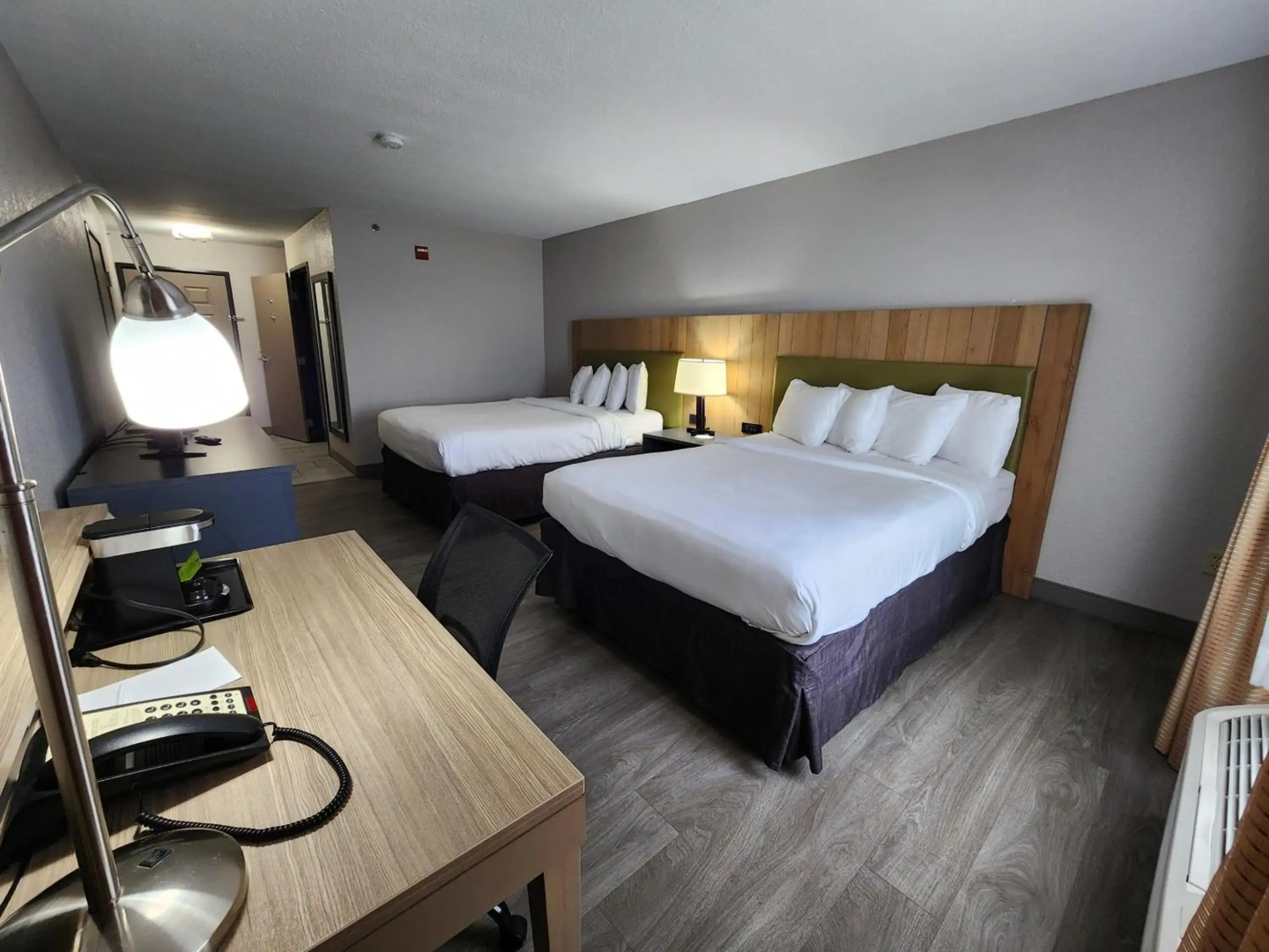 Country Inn & Suites by Radisson, Topeka West, KS