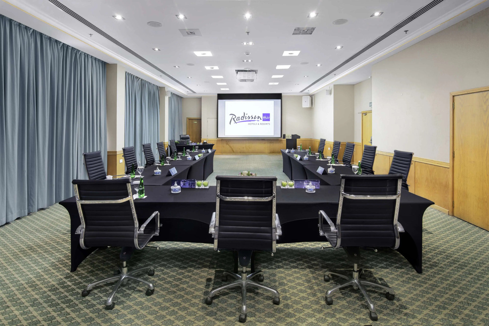 Radisson Blu Hotel & Resort