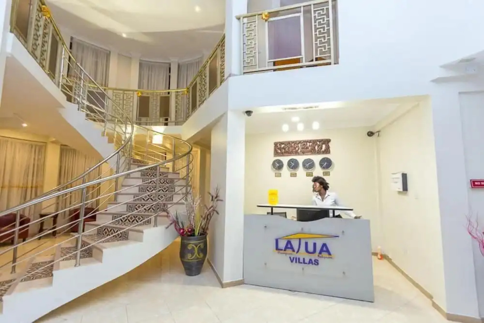 City Escape Hotel Prampram