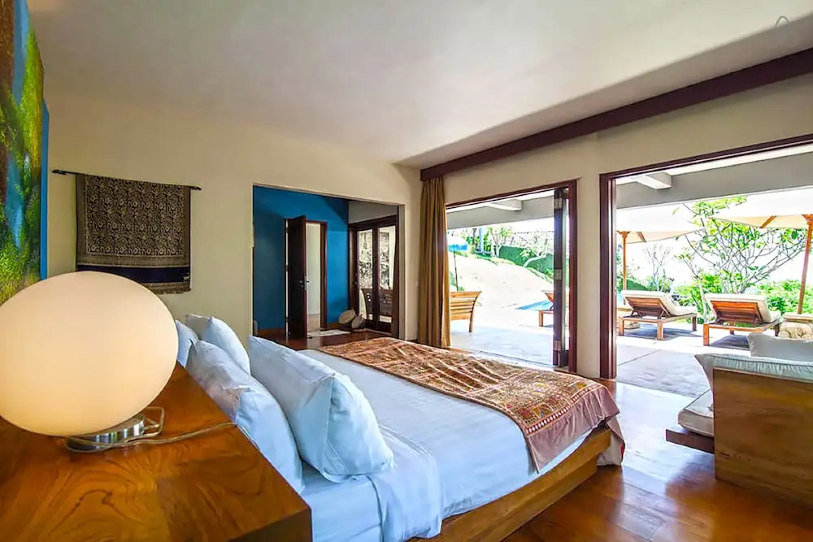 The Colonnade by Exotiq Villa Holidays