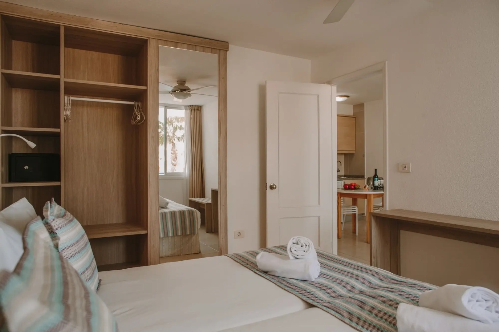 Aparthotel Playa del Sol - Adults Only