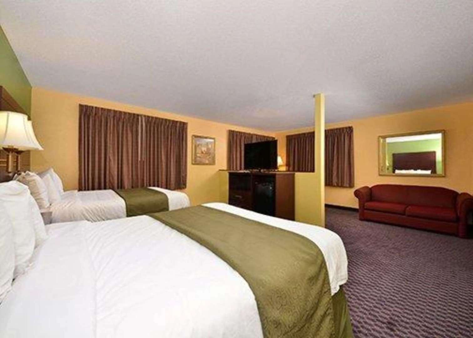 Quality Inn & Suites Grinnell near University