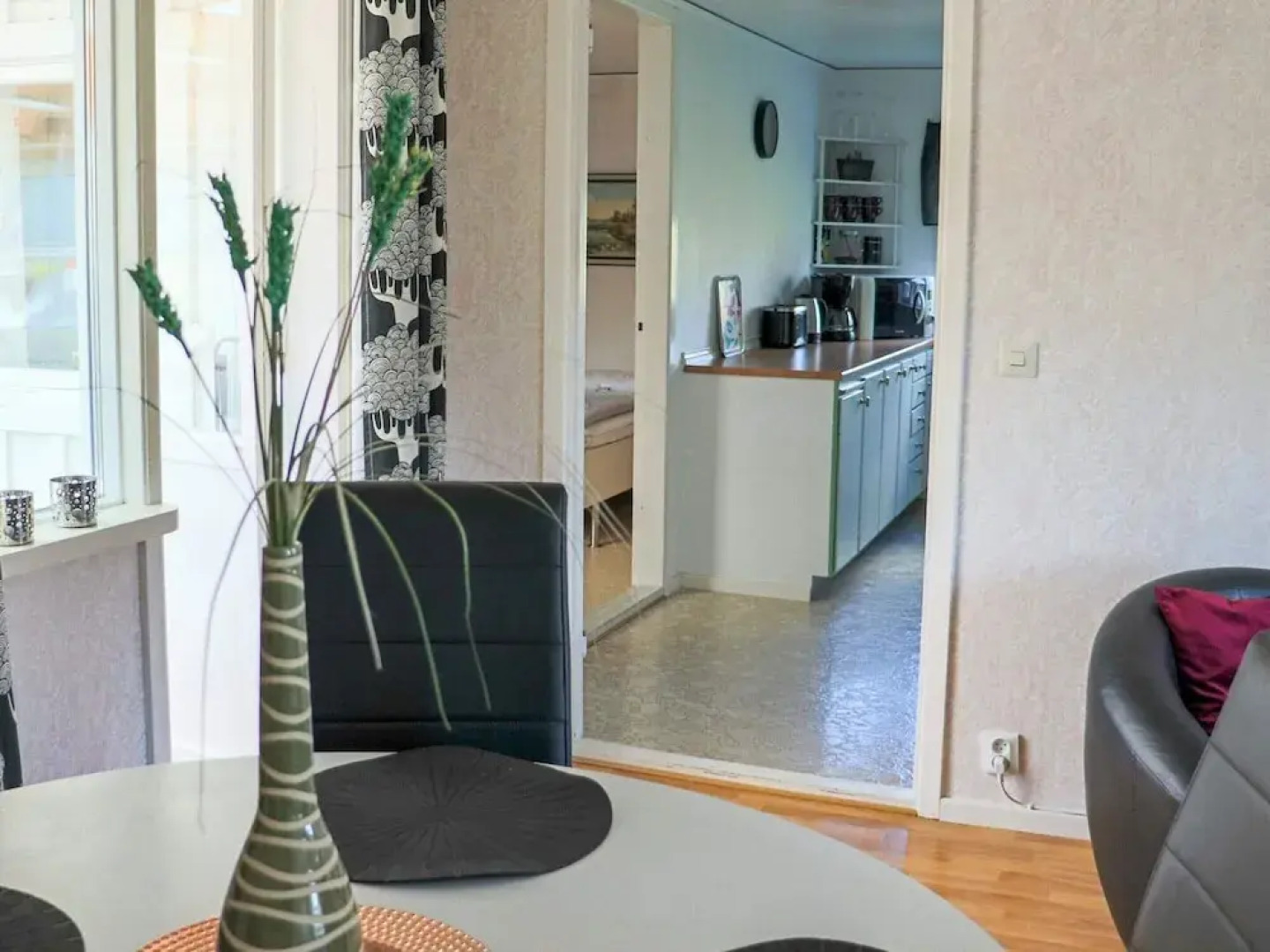 Welcoming Cottage Near the Sea-by Traum