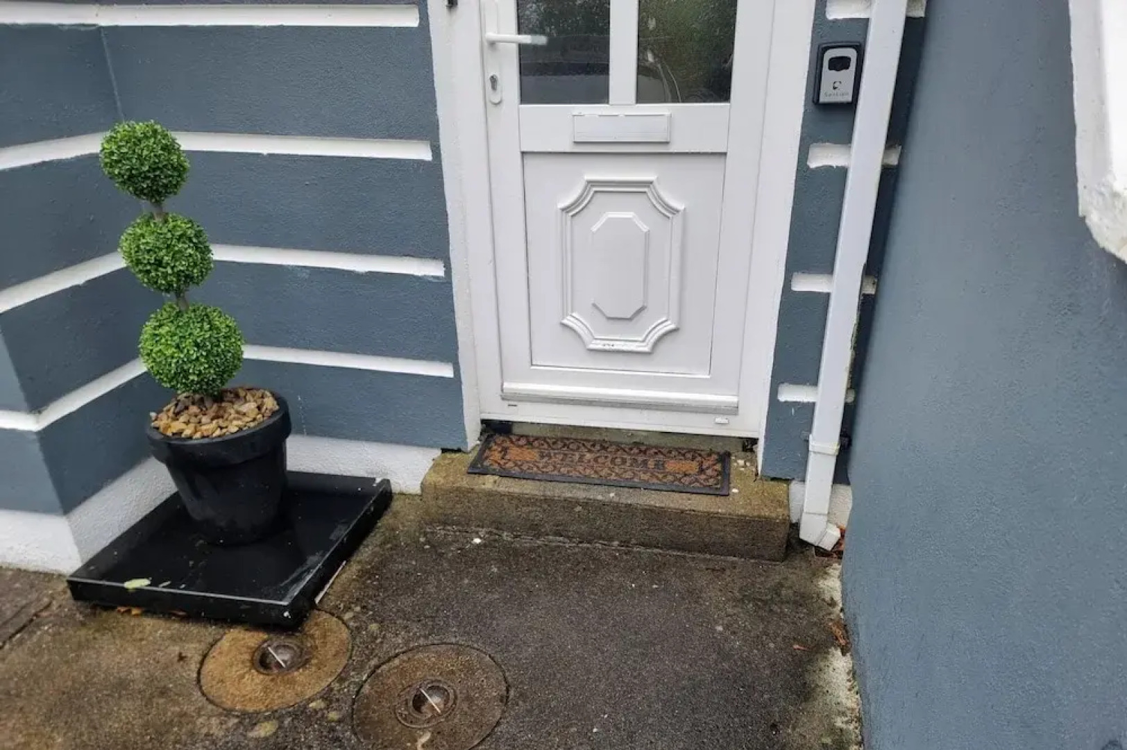 3 Bedrooms - Sleep 7 - Garden - Private Parking