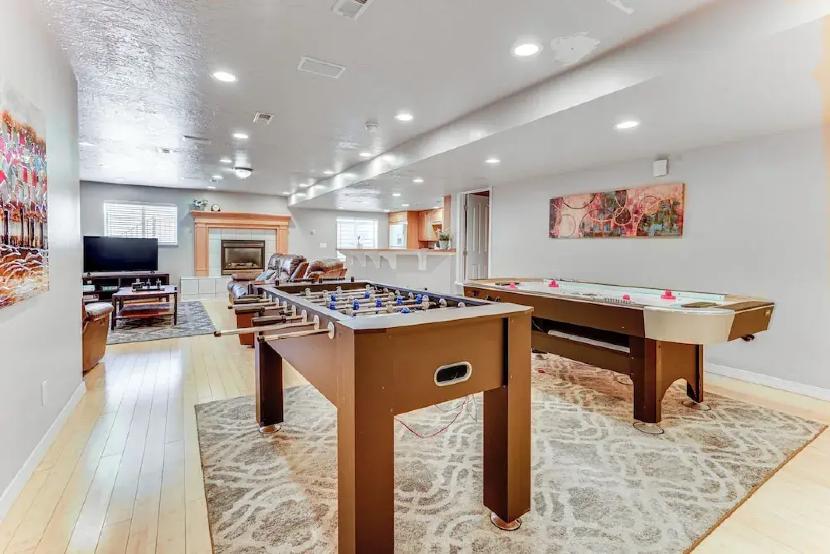 Sprawling Utah Mansion w/ Private Hot Tub & Sauna