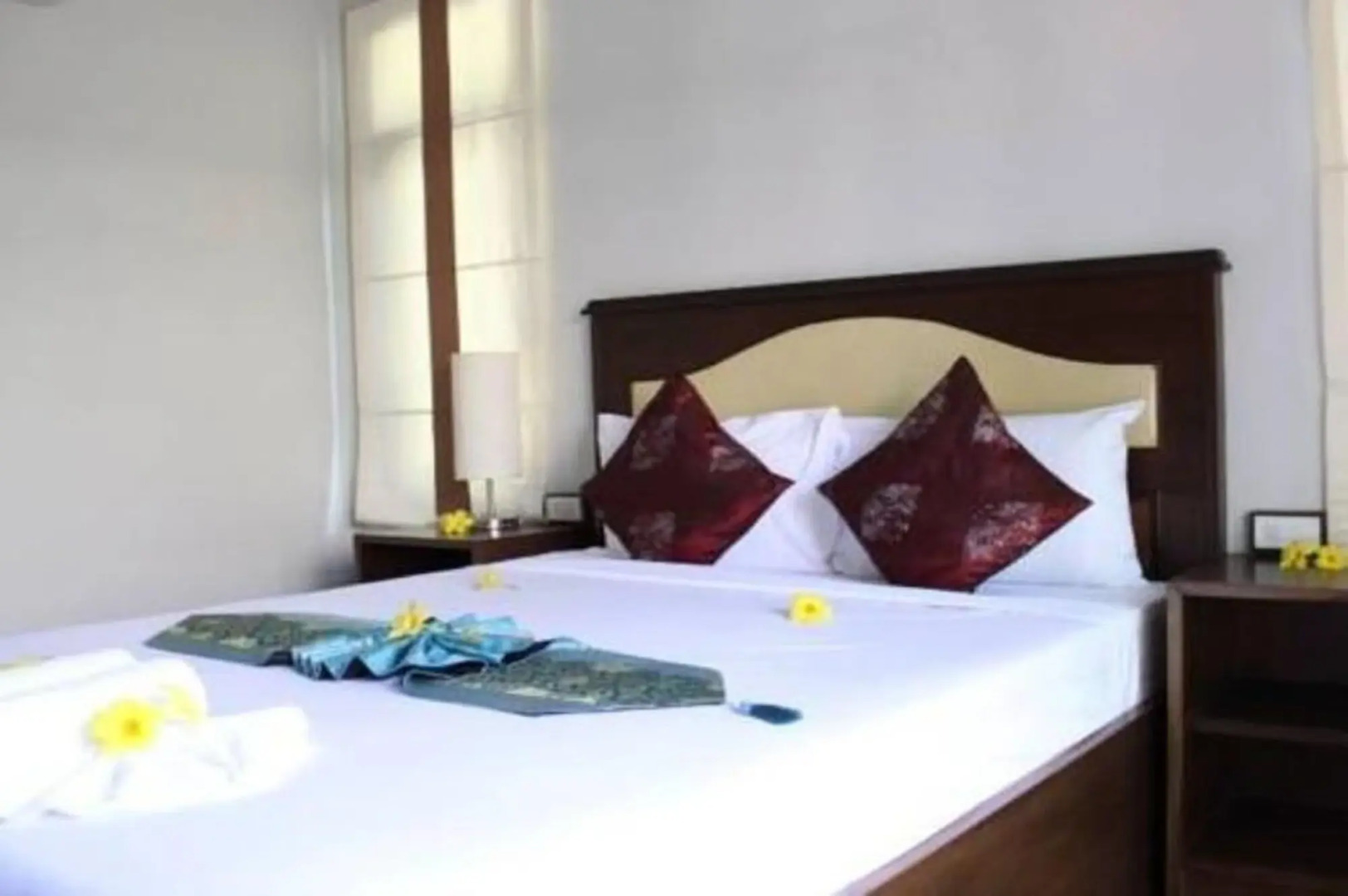 Khanom Sunrise Beach Hotel