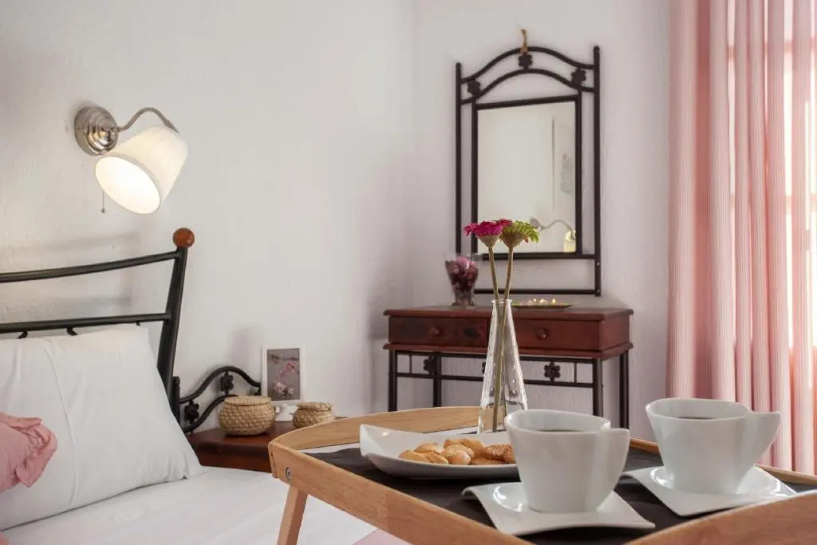 Smaragdi Rooms and Studios