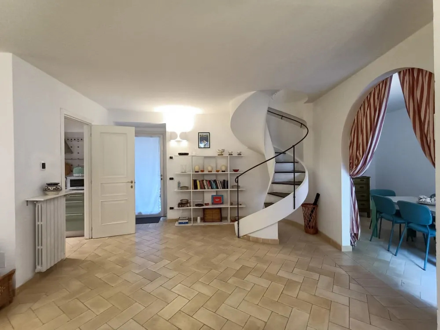 JOIVY Villa Milva W/ Car Park Beside The Beach