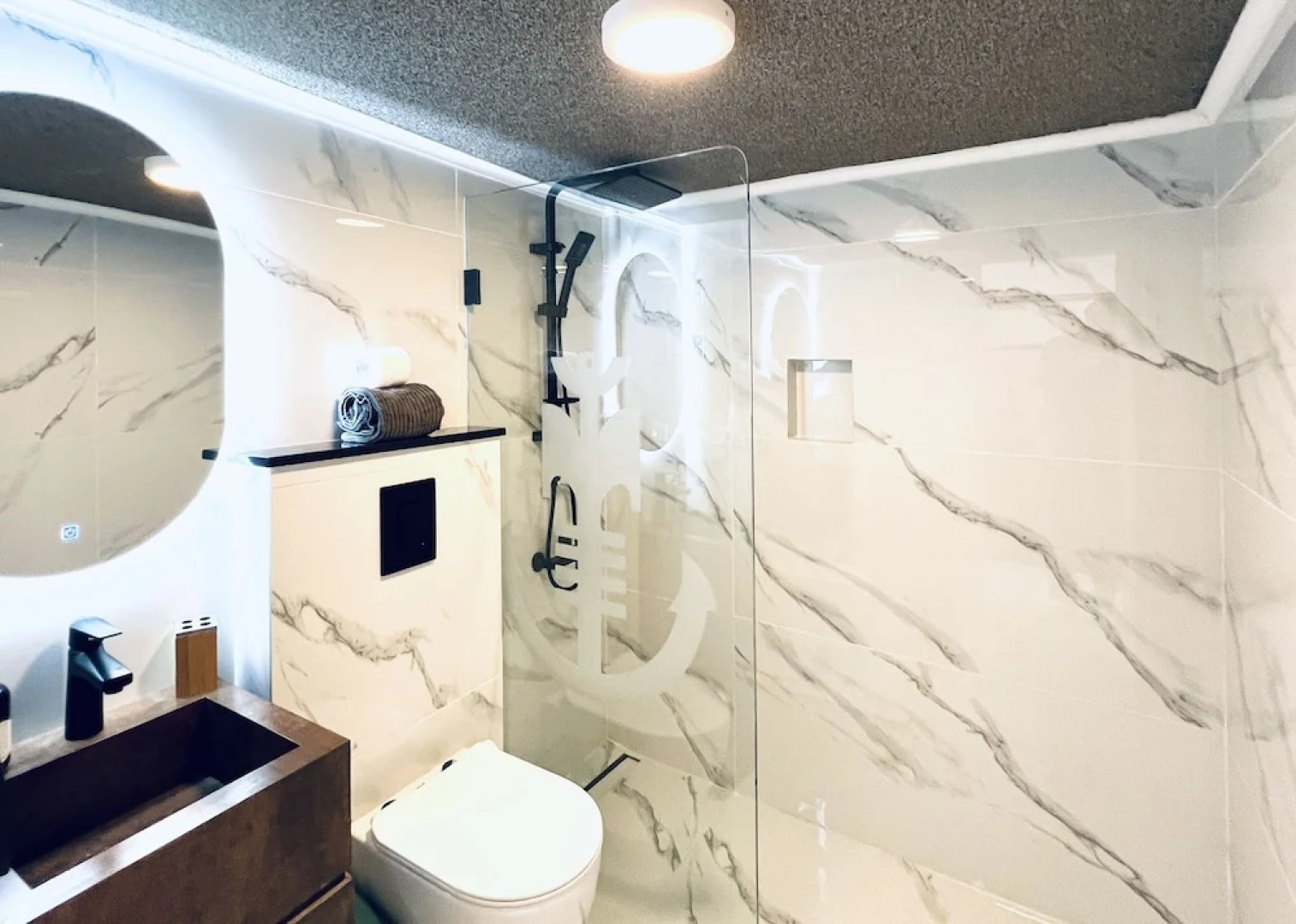 Gondola marine resort