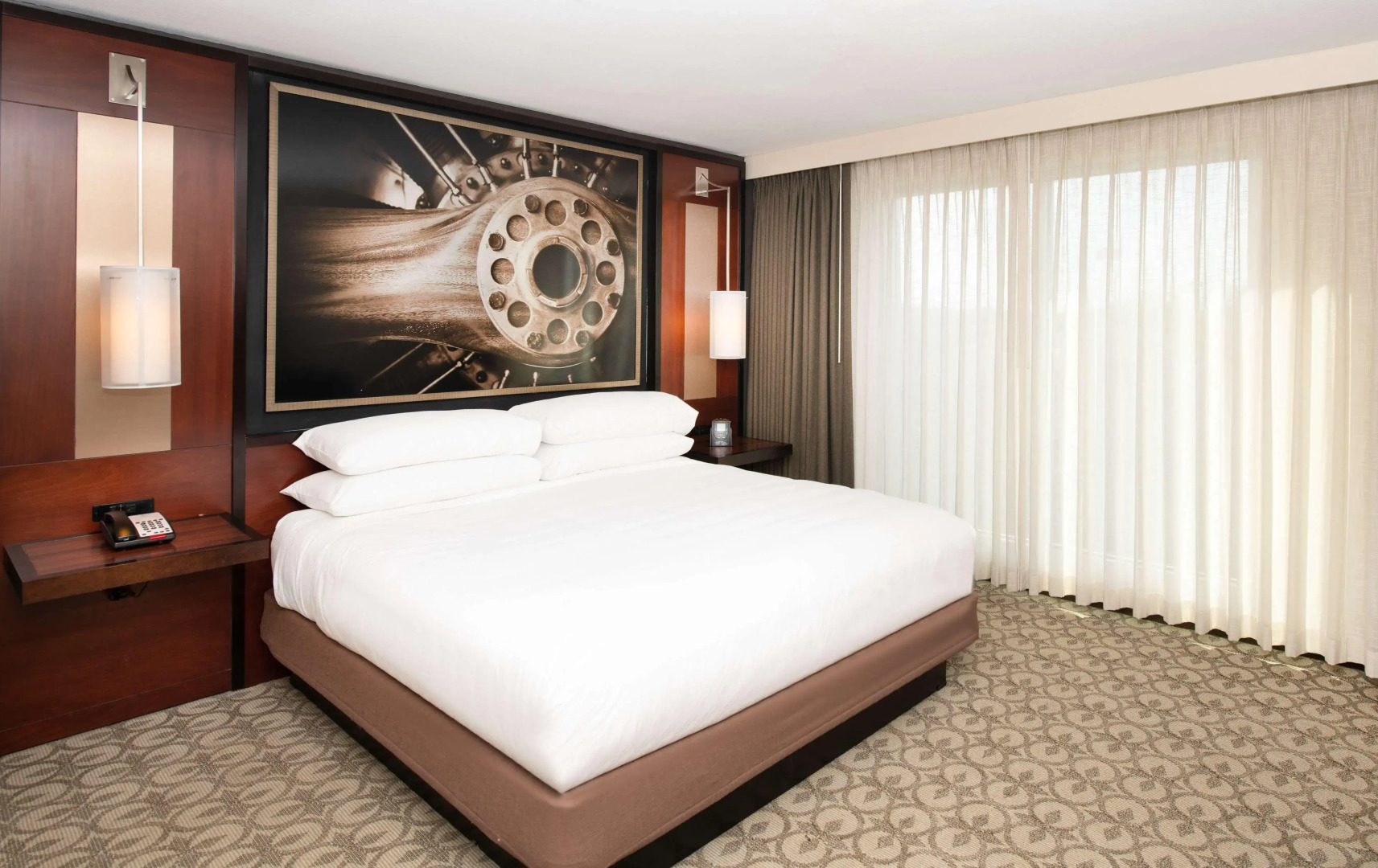 DoubleTree by Hilton Hotel & Suites Charleston Airport