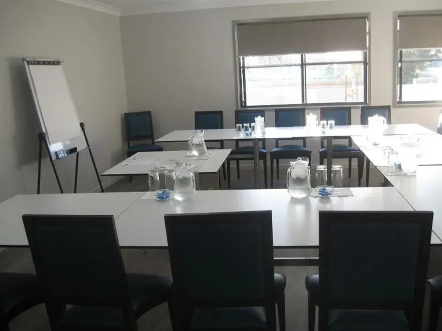 Royal Motel Miles, 4 Star, Free Wifi