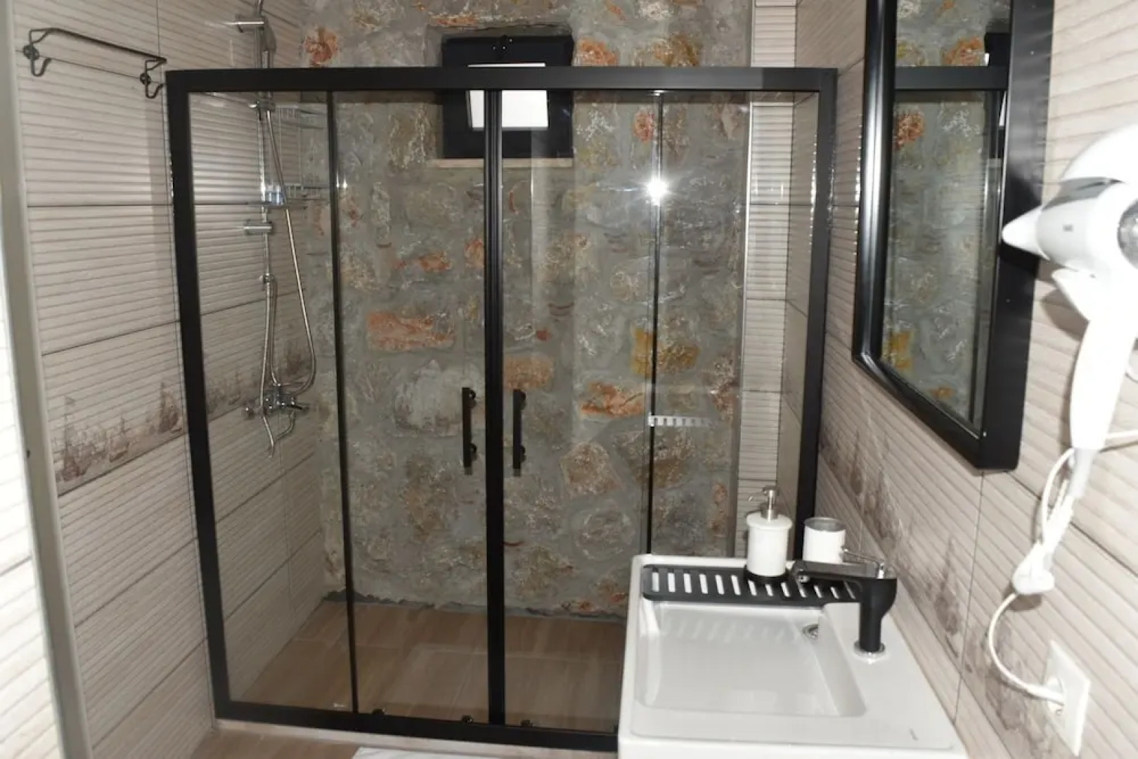 Rotam Sogut Pansiyon